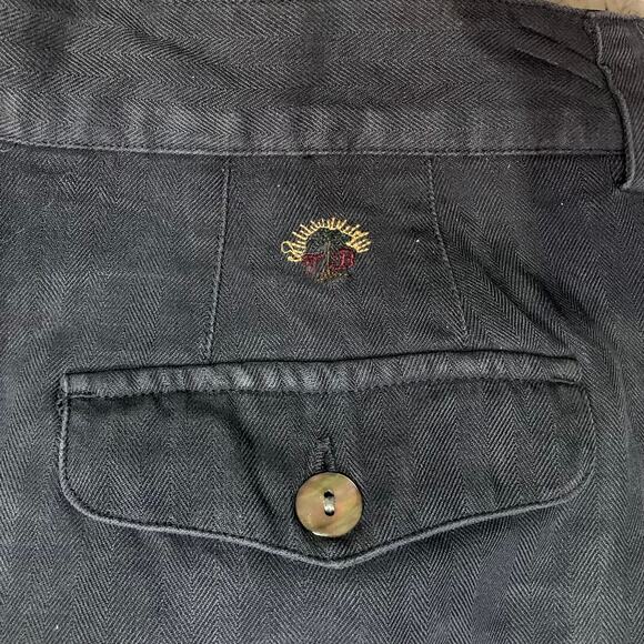 Tommy Bahama women’s silk shorts, size 10 gray sand washed silk pleat front - Picture 4 of 10